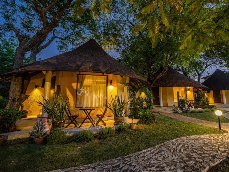 Warasin Resort Sattahip Exterior photo