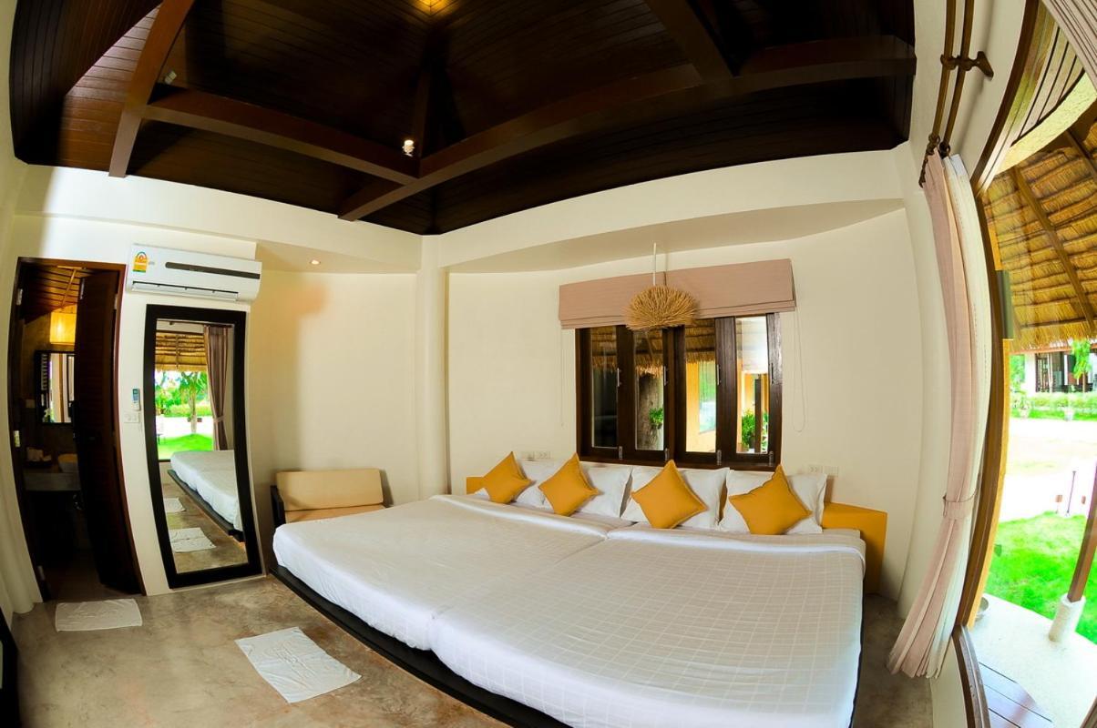 Warasin Resort Sattahip Exterior photo